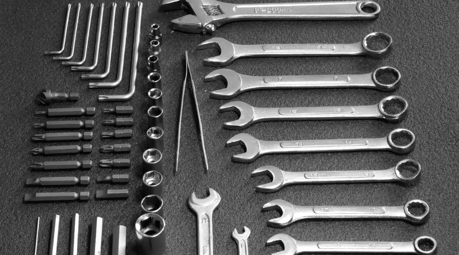 10 must-have gereedschap voor elke doe-het-zelver: Een uitgebreide gids Hardware Tools | Wstp