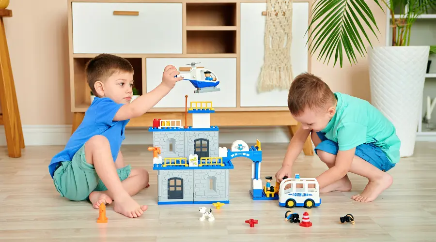 Het beste speelgoed voor elke leeftijd en fase van de kindertijd Toys | Wstp
