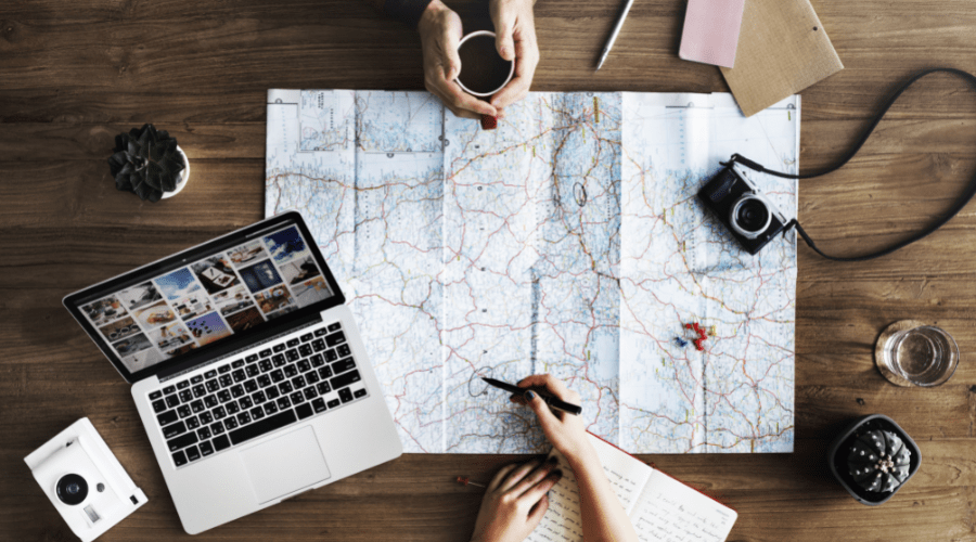 Reizen in stijl: Top modieuze accessoires om je volgende reis tot een succes te maken Travel Accessories | Wstp