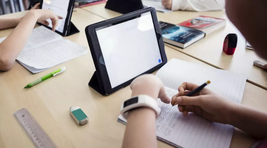 Van STEM naar speeltijd: De Top Gadgets die elk kind vandaag nodig heeft Top Gadgets